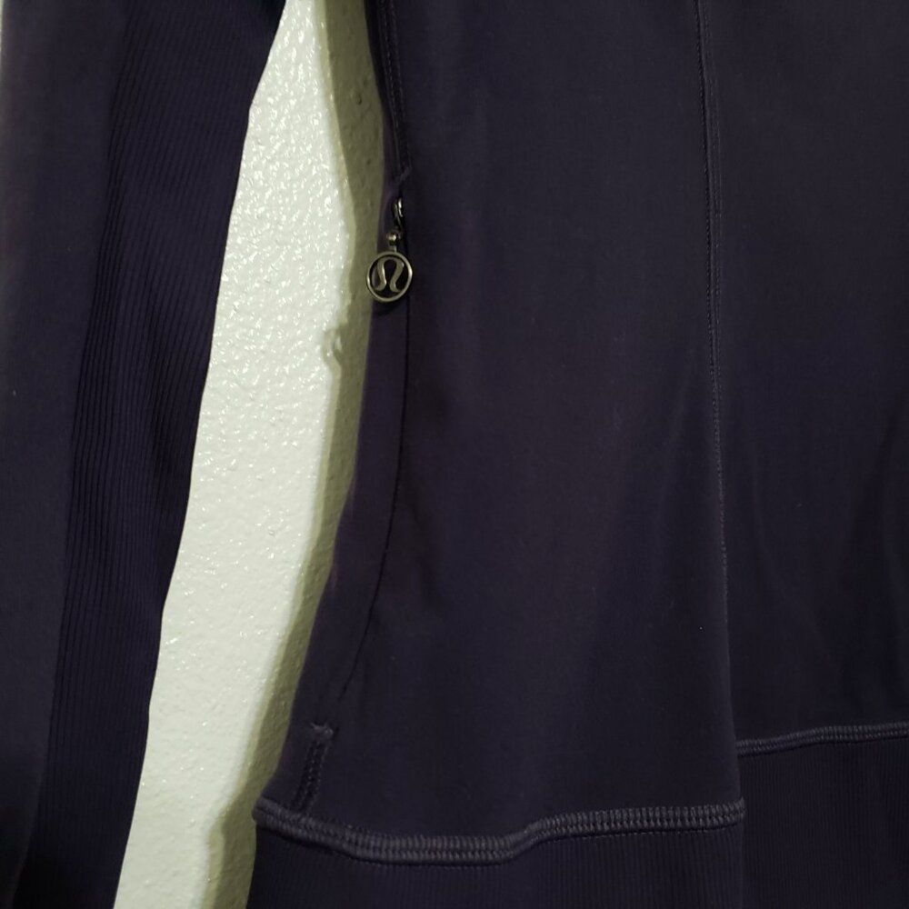 Lululemon Jacket - Picture 6 of 13